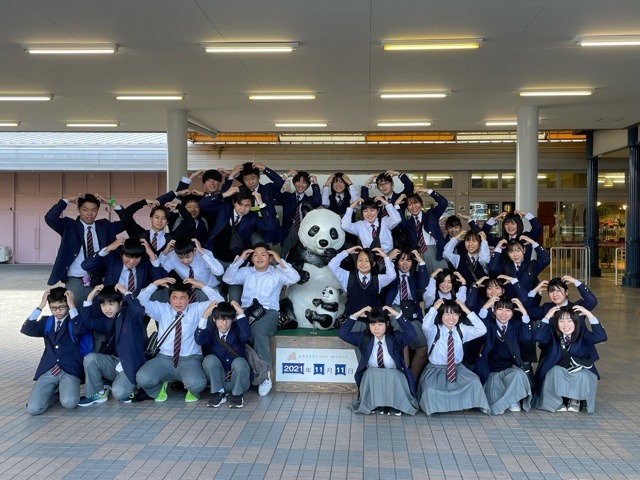 集合写真　中学生 名古屋経済大学高蔵高等学校・中学校